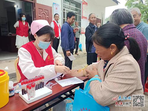 會昌縣衛健系統各醫療衛生單位開展 學雷鋒志愿服務 活動