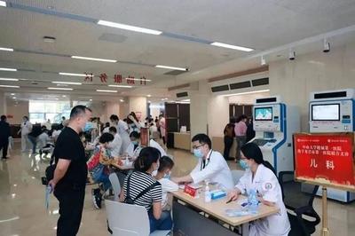 中山大學(xué)附屬第一醫(yī)院和中山大學(xué)孫逸仙紀(jì)念醫(yī)院專家赴龍巖開展義診送健康活動(dòng)